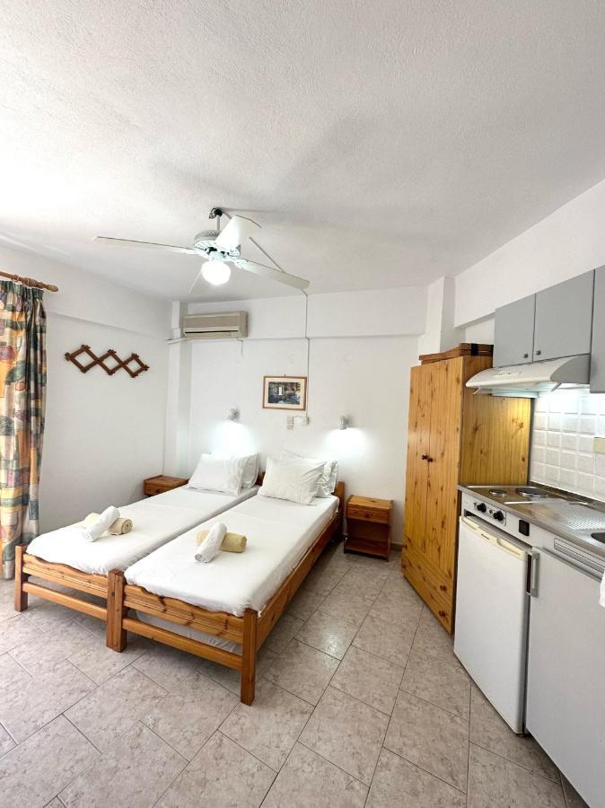 Lissos Rooms Sougia Exterior foto
