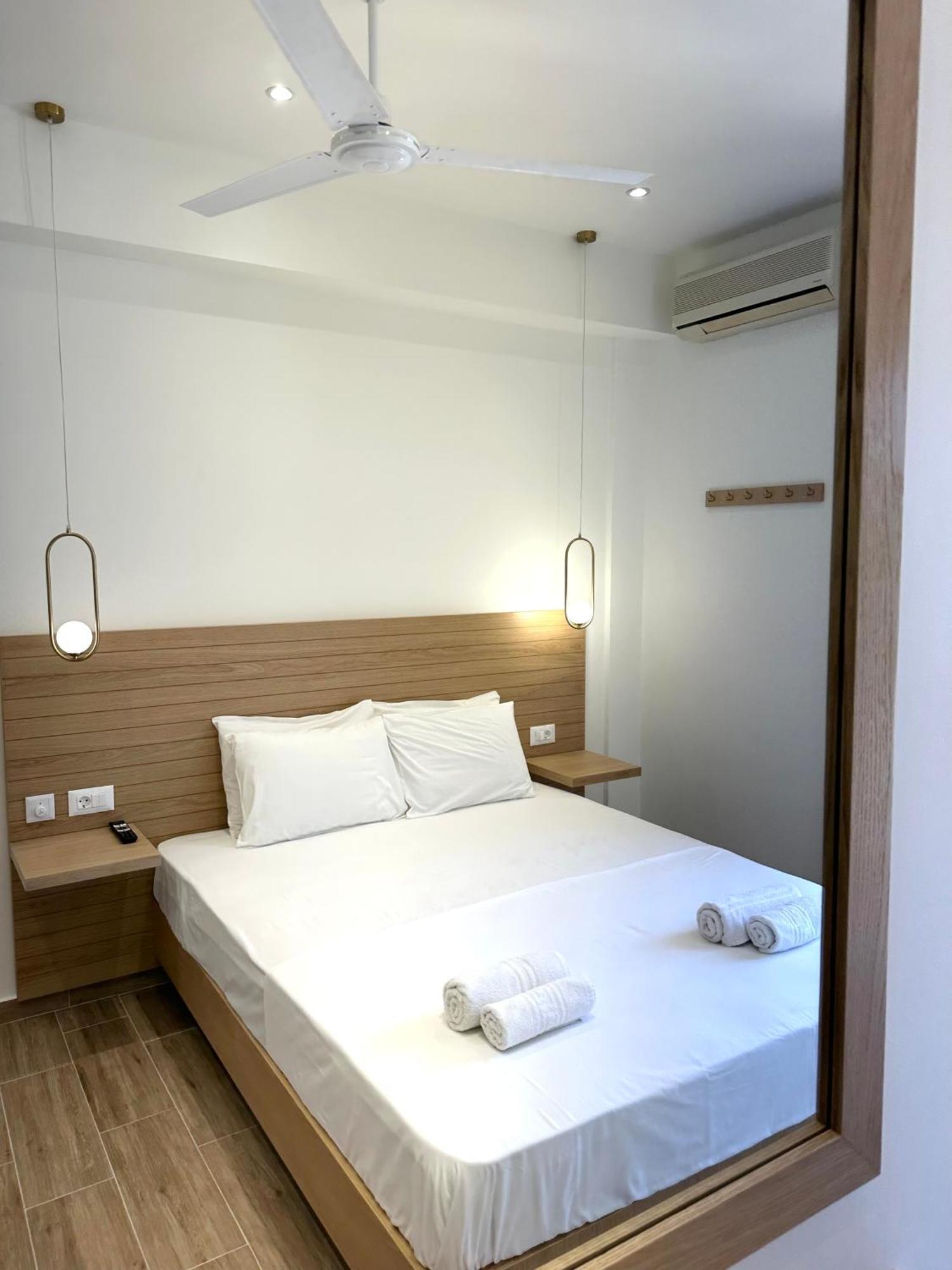 Lissos Rooms Sougia Habitación foto